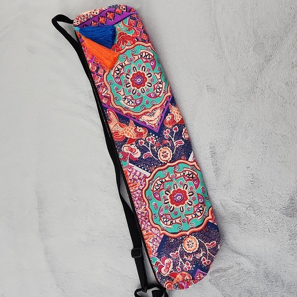 Colorful yoga bag with fish print - Picture 1 of 8